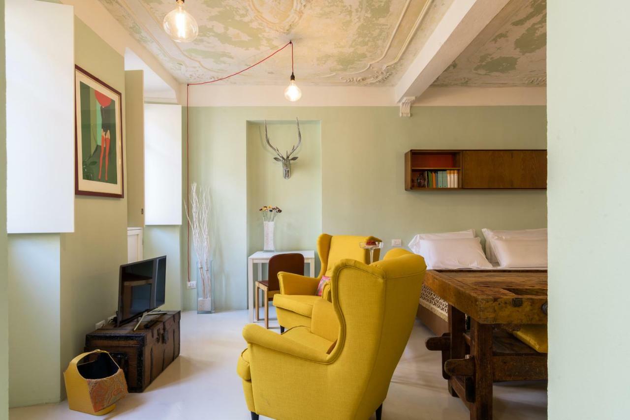 Duomo Luxury Suite - By Myhomeincomo Exterior photo